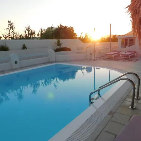 Sea La Vie - Beachfront Suites Apart Otel Perissa (Santorini)