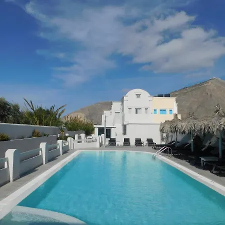 Sea La Vie - Beachfront Suites