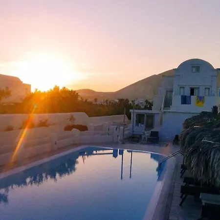 Sea La Vie - Beachfront Suites * Perissa (Santorini)
