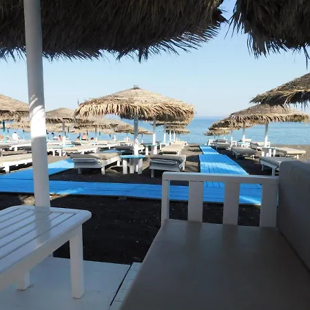 Sea La Vie - Beachfront Suites Perissa (Santorini)